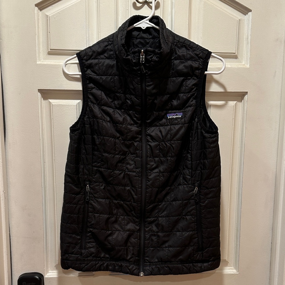 Patagonia Women's Black Quilted Vest